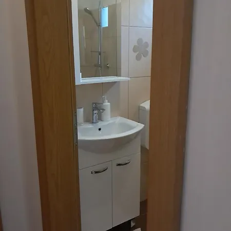 Lara Apartment